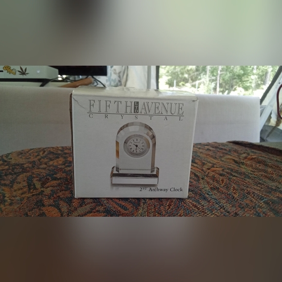 Fifth Avenue Crystal 2 1/2 inch Archway Clock - Picture 1 of 5